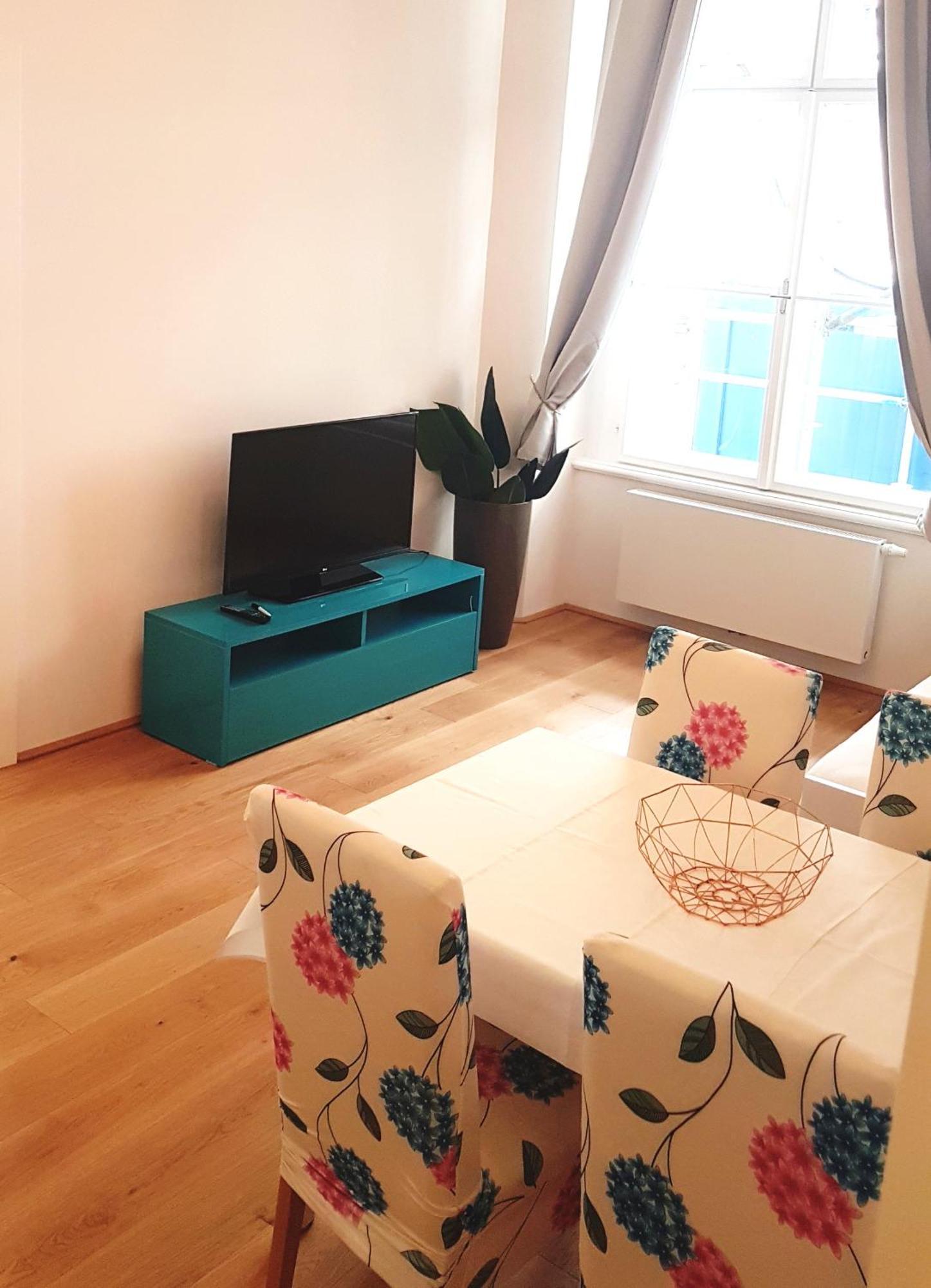 Sobieski District-1 Ring Apartments Wien Zimmer foto